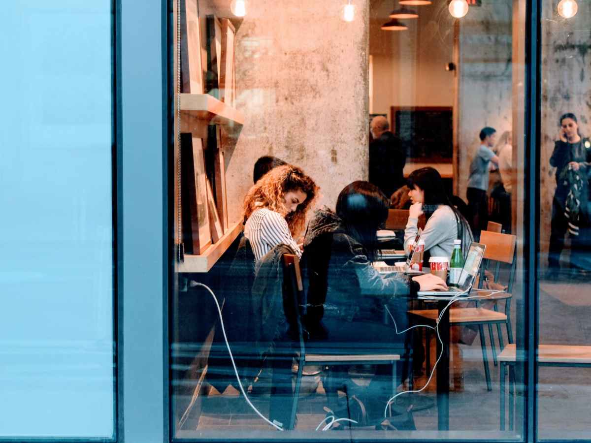 Le café coworking : un nouveau lieu de travail